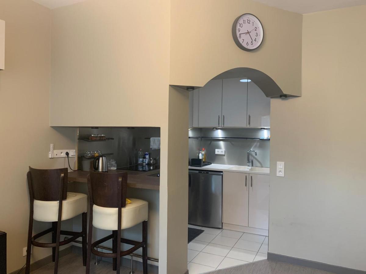 Luxurious Flat In Bondy, Leilighet Eksteriør bilde