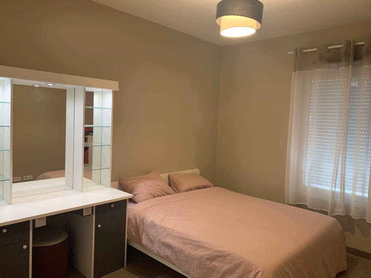 Luxurious Flat In Bondy, Leilighet Eksteriør bilde